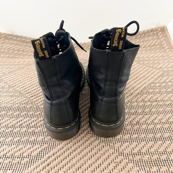 Dr. Martens Women’s Boots US8.5 Black Soft Leather - Picture 4 of 8